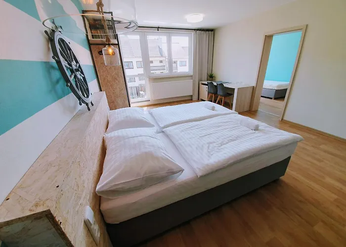Apartmany Petrov, Batuv Kanal